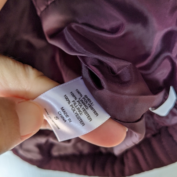 NEW YORK & COMPANY women's plum/wine quilted puffer vest coat - Picture 3 of 8